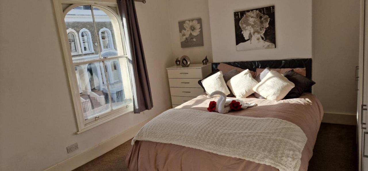 Cultural Epicenter, 4 Bedroom, To Do Than Do! Appartamento